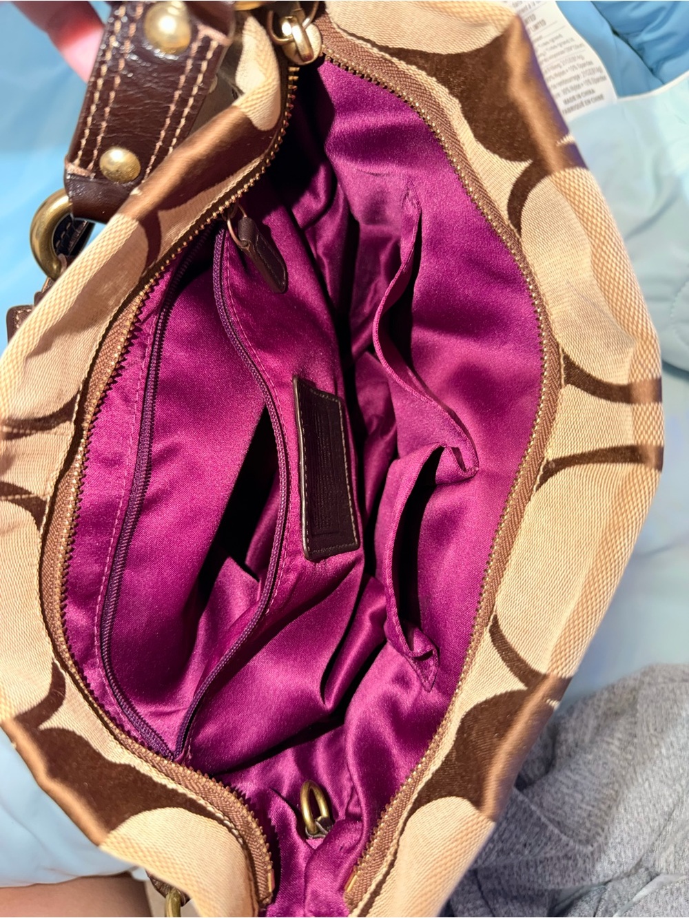 Vintage Authentic Coach Signature Carly Hobo Shoulder Bag Style 12871 - Picture 8 of 9